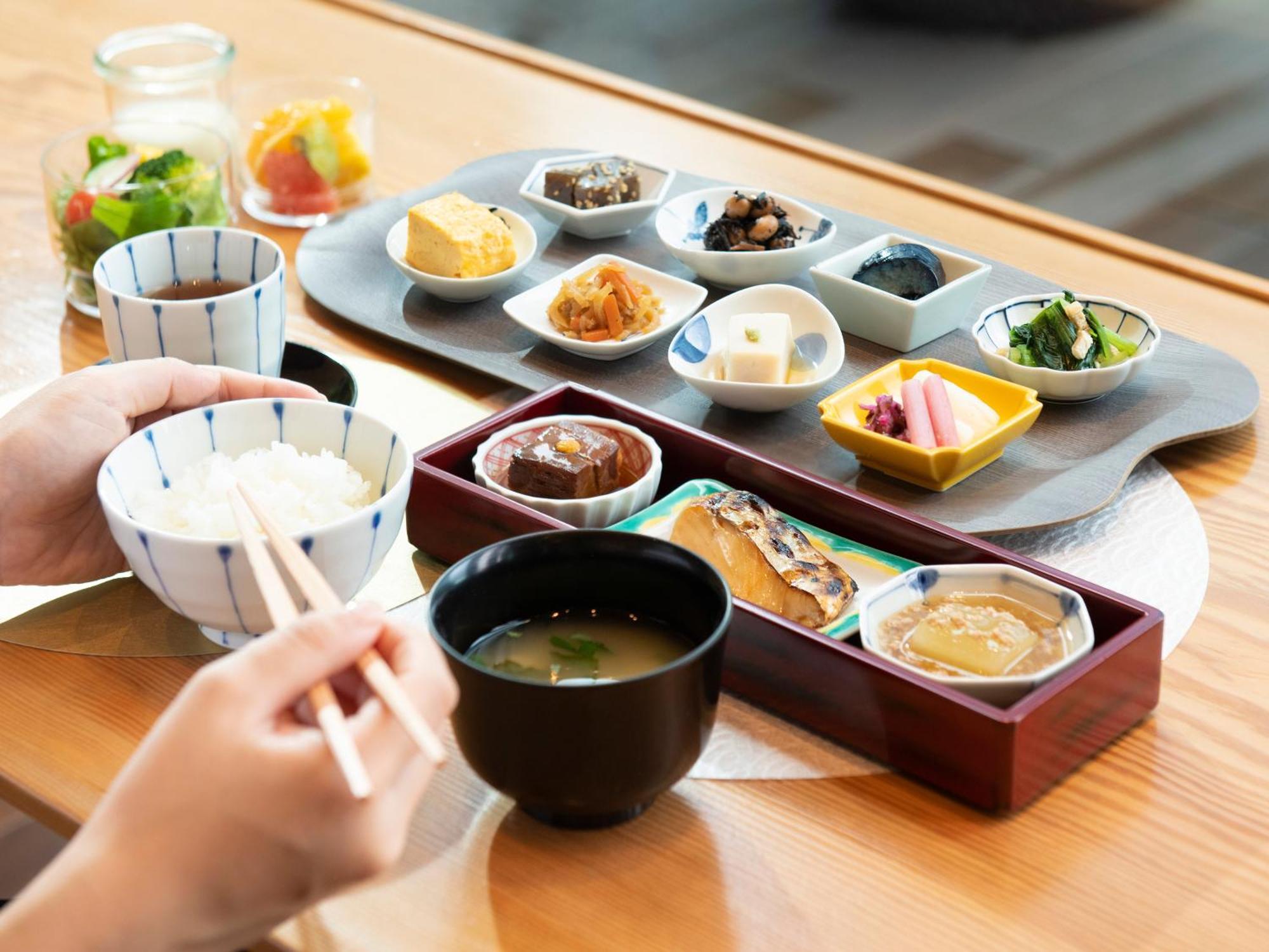 Mitsui Garden Hotel Nihonbashi Premier Tokyo Ngoại thất bức ảnh